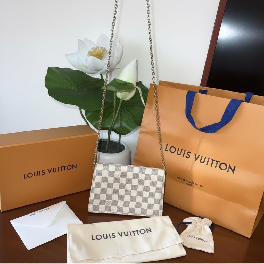 Louis Vuitton Croisette Wallet on Chain (WOC) in tela Damier Azur