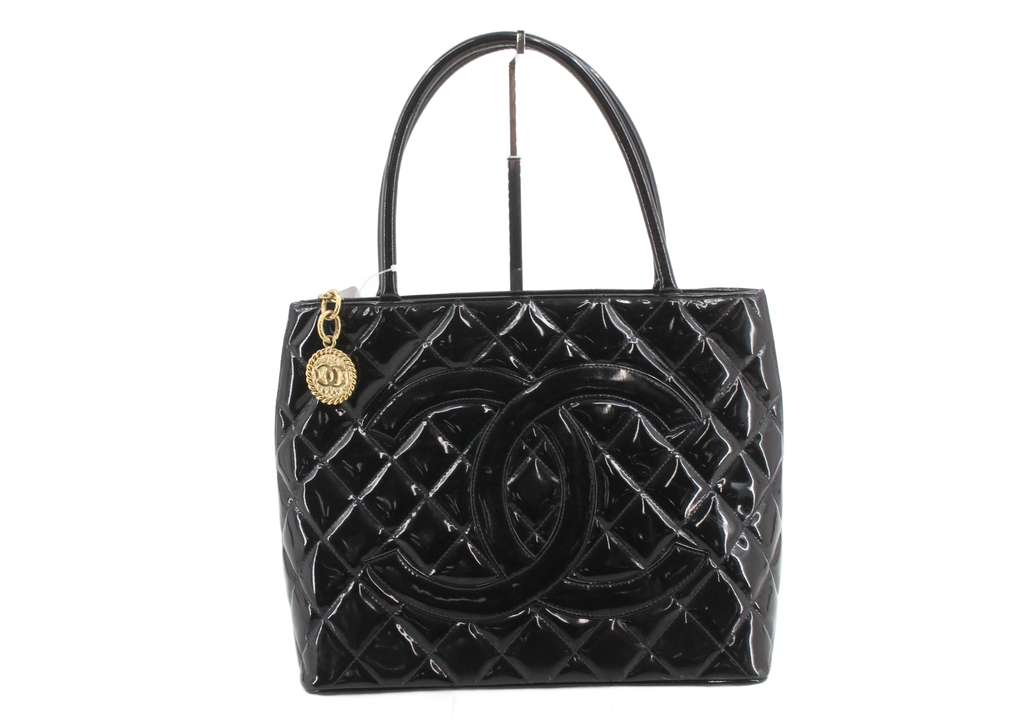 Chanel Medallion Tote in Pelle Verniciata Nera - Hardware Dorato