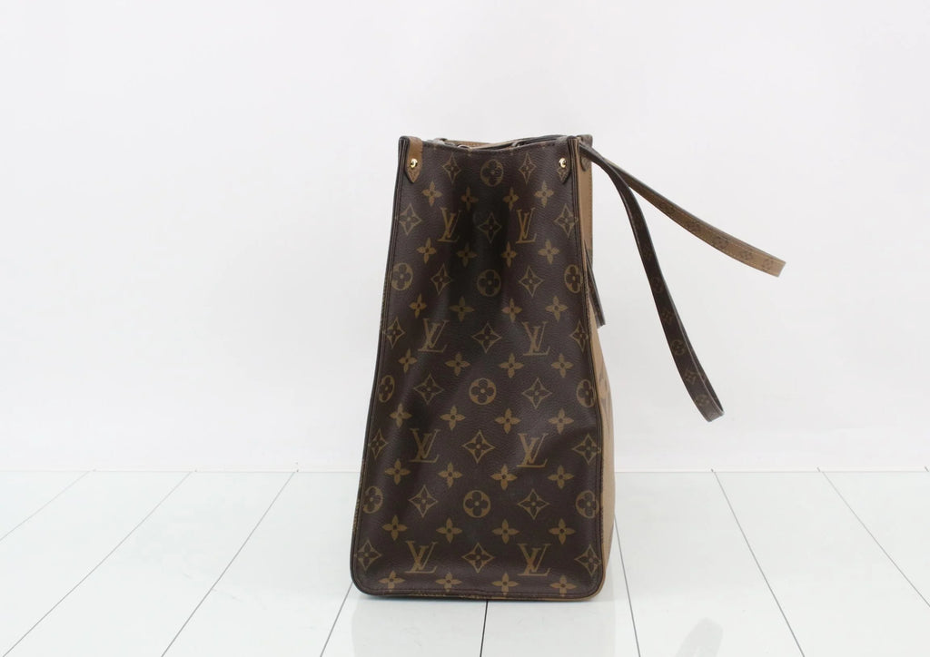 Monogram Giant Reverse OnTheGo GM 2-Way Tote Bag