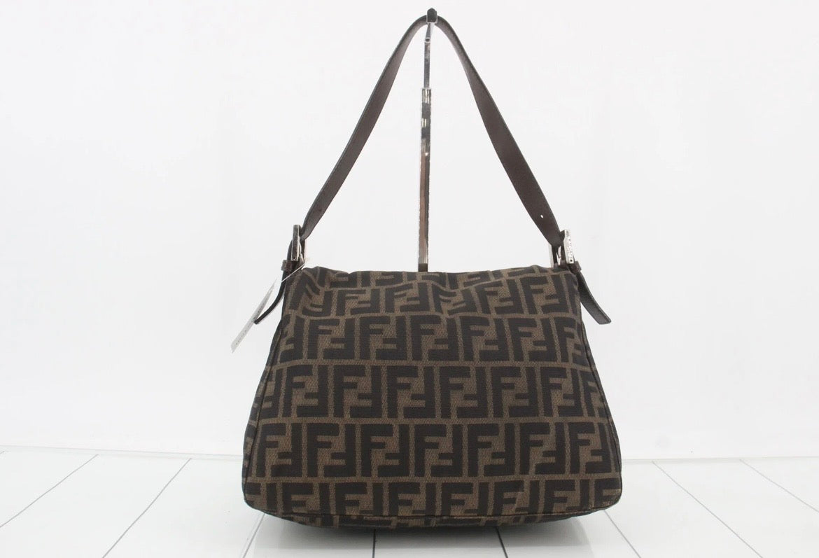 FENDI MAMMA BAGUETTE ZUCCA