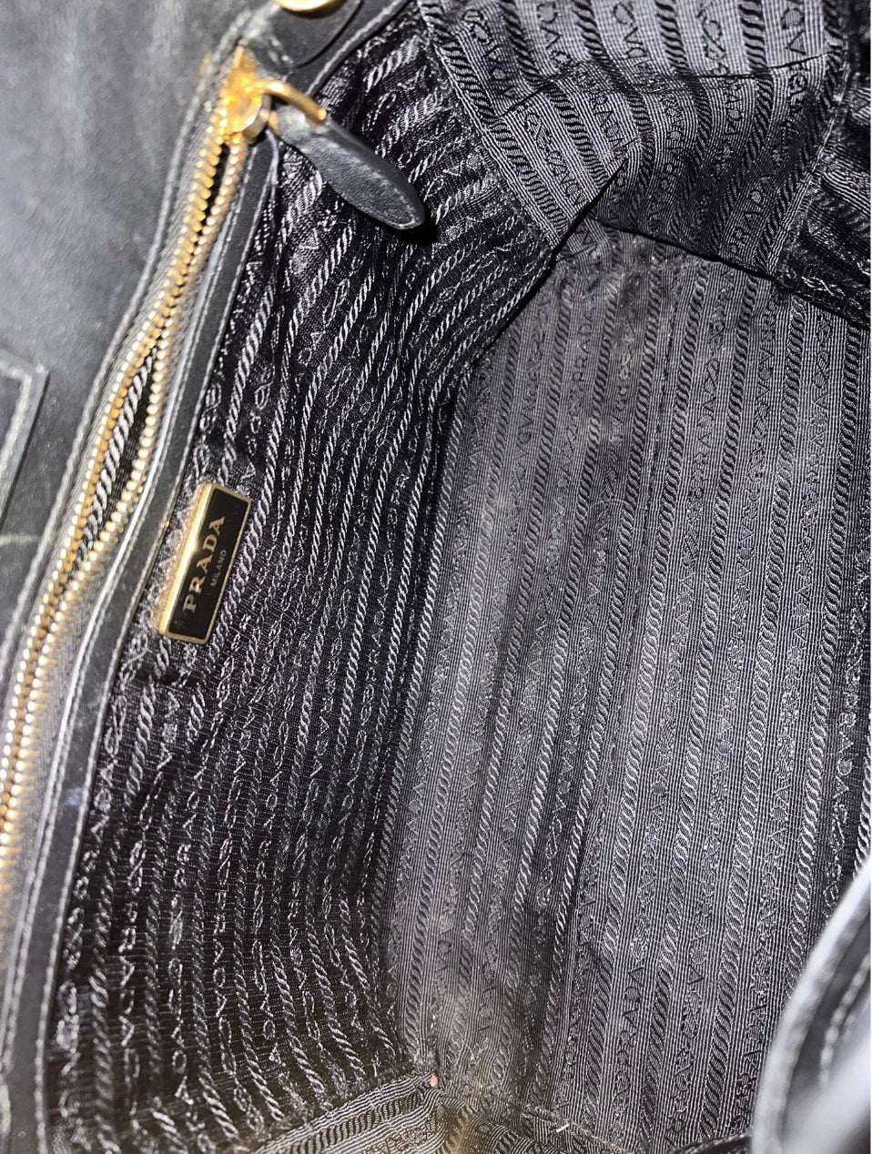 Prada Galleria Medium Saffiano