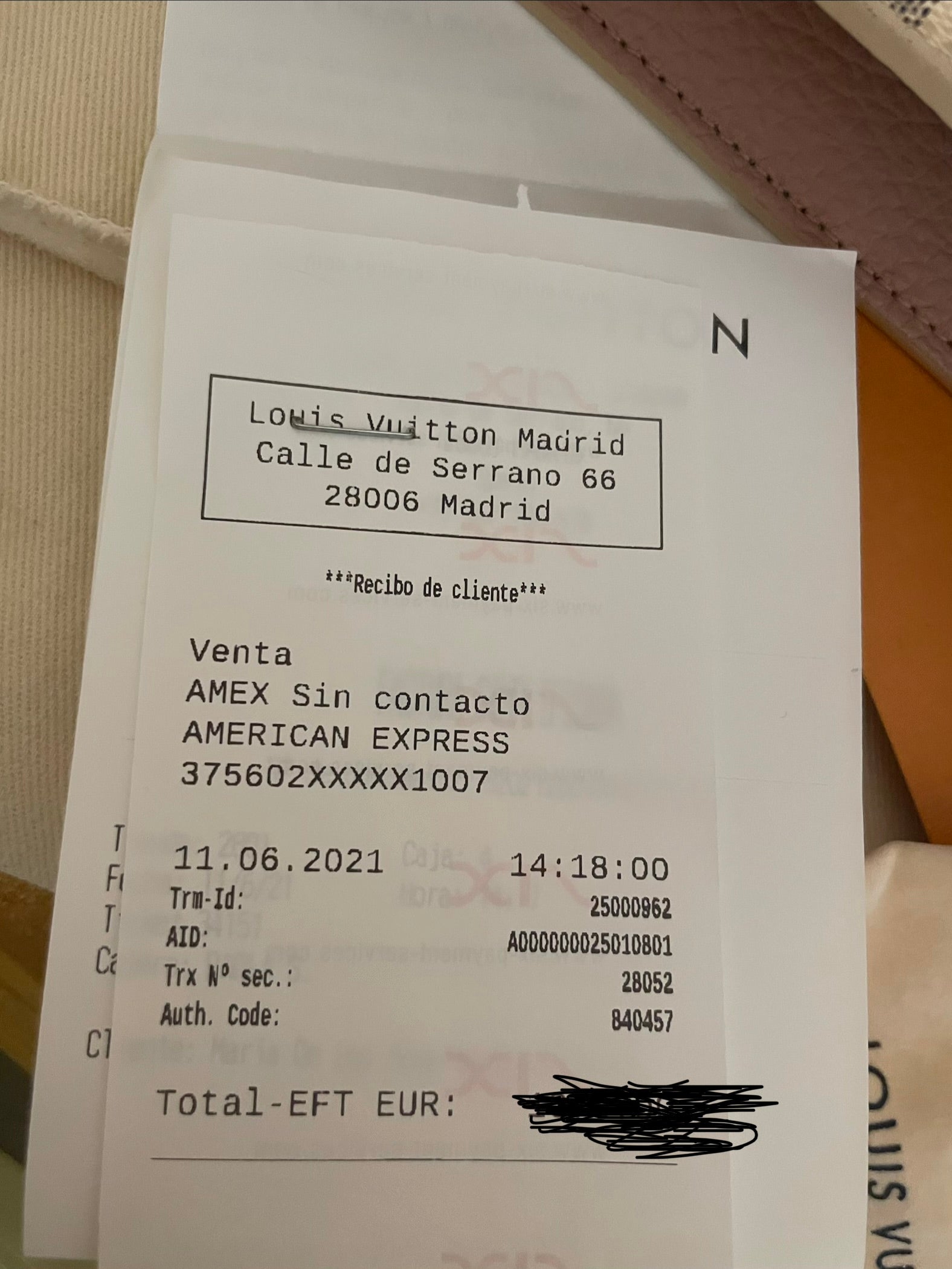 Louis Vuitton Croisette Wallet on Chain (WOC) in tela Damier Azur